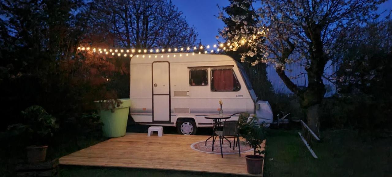 Caravane L'Attrape-Reve Aux Portes Du Chateau De Chambord Et Cheverny Mont-près-Chambord Buitenkant foto